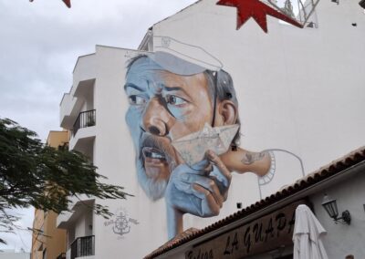 Puerto de la cruz group walking tour street art